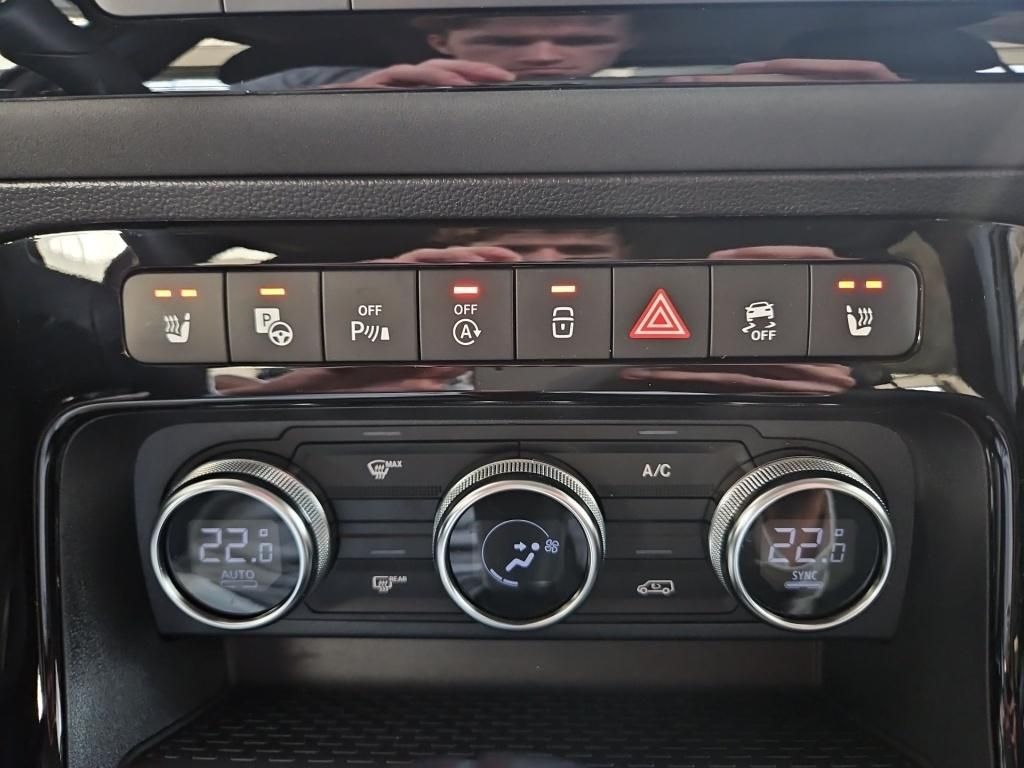 Fahrzeugabbildung Mercedes-Benz T 180 d PROGRESSIVE Navi LED PTS RFK SHZ Tisch