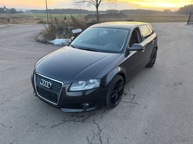 Audi A3 Sportback 2.0 TFSI Attraction