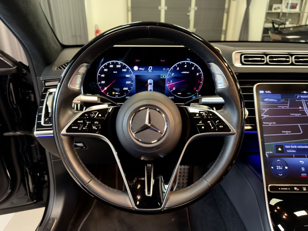 MERCEDES-BENZ S-Class 2023