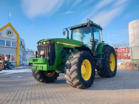 John Deere 8100