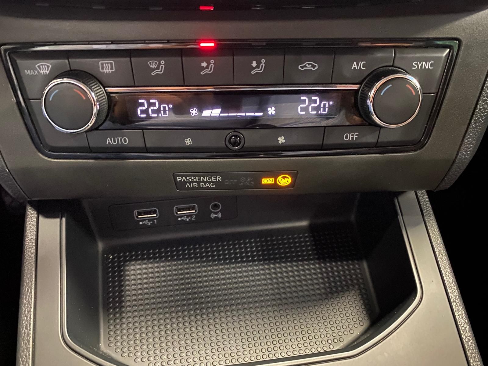 Fahrzeugabbildung SEAT Ibiza 1.0 TSI FR+TEMPMAT+SMARTLINK
