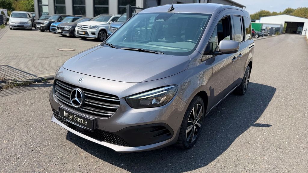 Image of Mercedes-Benz T-Class