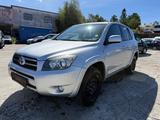 Toyota RAV4 Executive*ALLRAD*KEYLESS*LEDER* - gebrauchte Toyota RAV 4 aus dem Jahr 2006