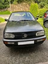 Volkswagen Golf III / 1,8 AAM Motor - Volkswagen Golf mit Benzin-Antrieb: Kleinwagen, Ii
