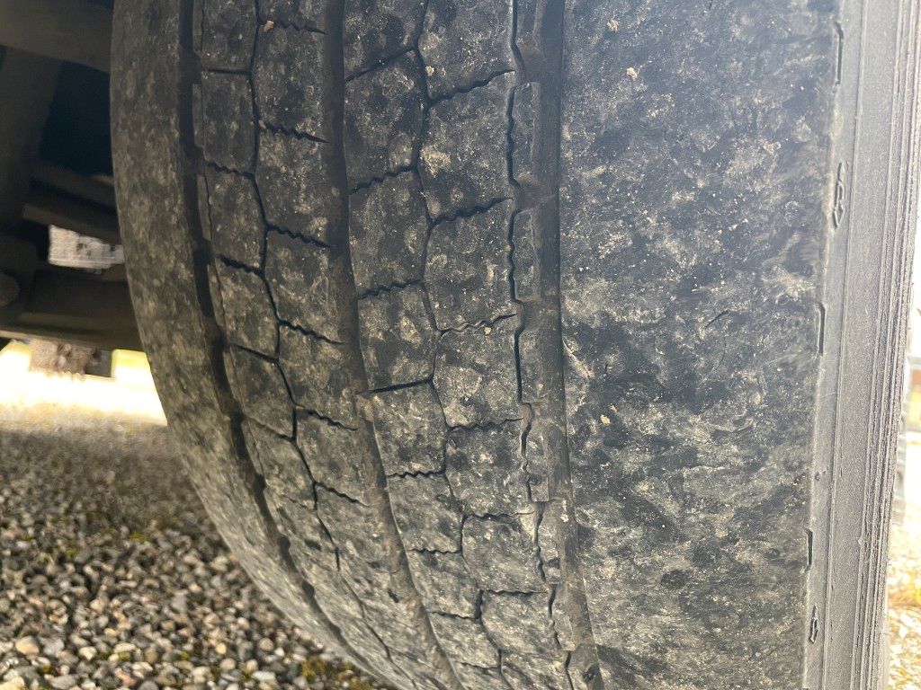 Fahrzeugabbildung DAF FT XG 530