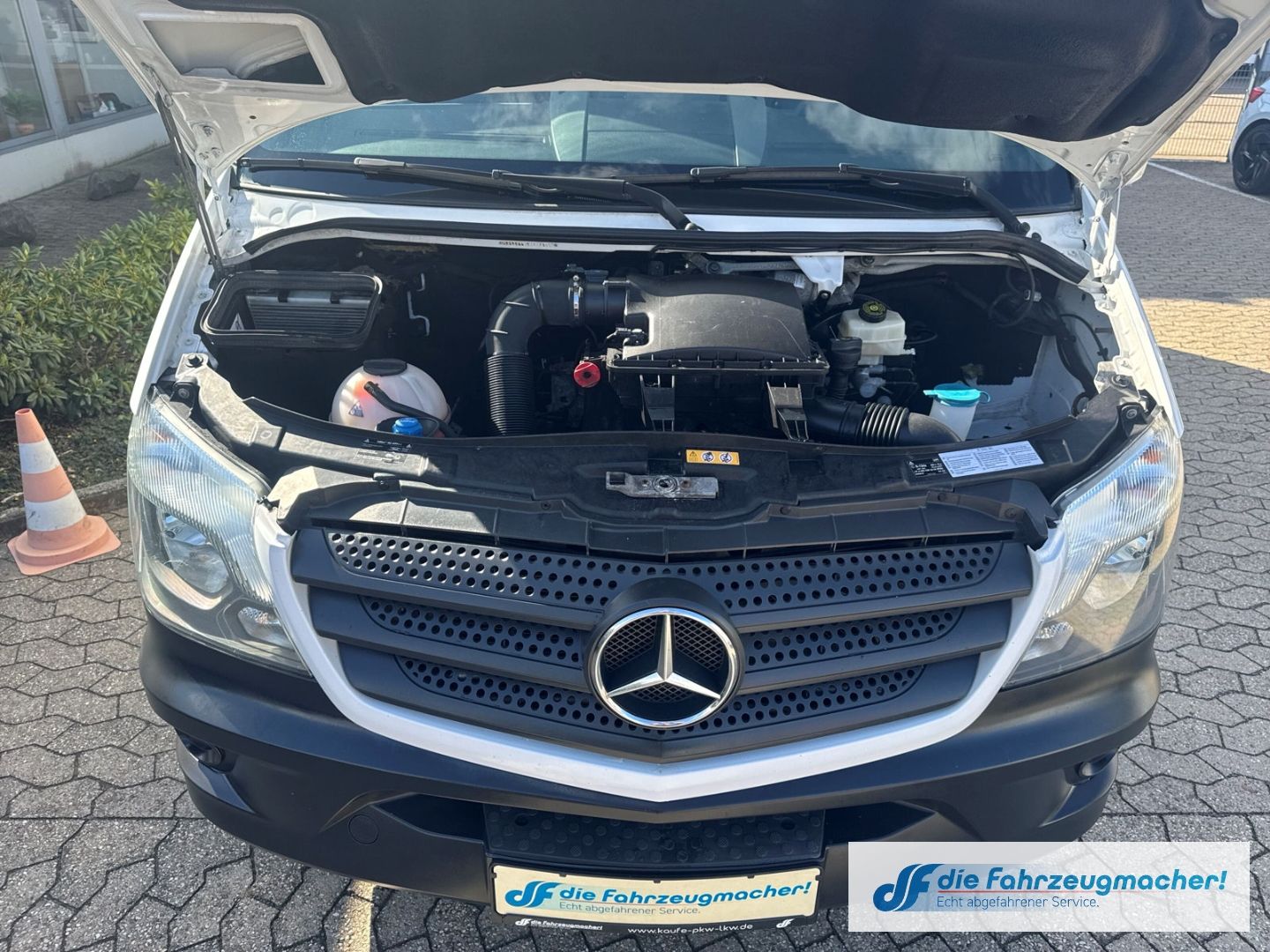 Fahrzeugabbildung Mercedes-Benz Sprinter Kasten 316CDI Werkstattein. Klima Kamer