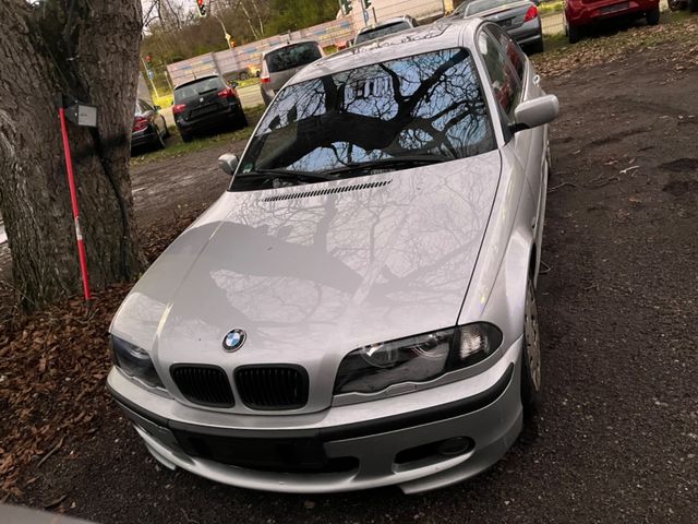 BMW 328i