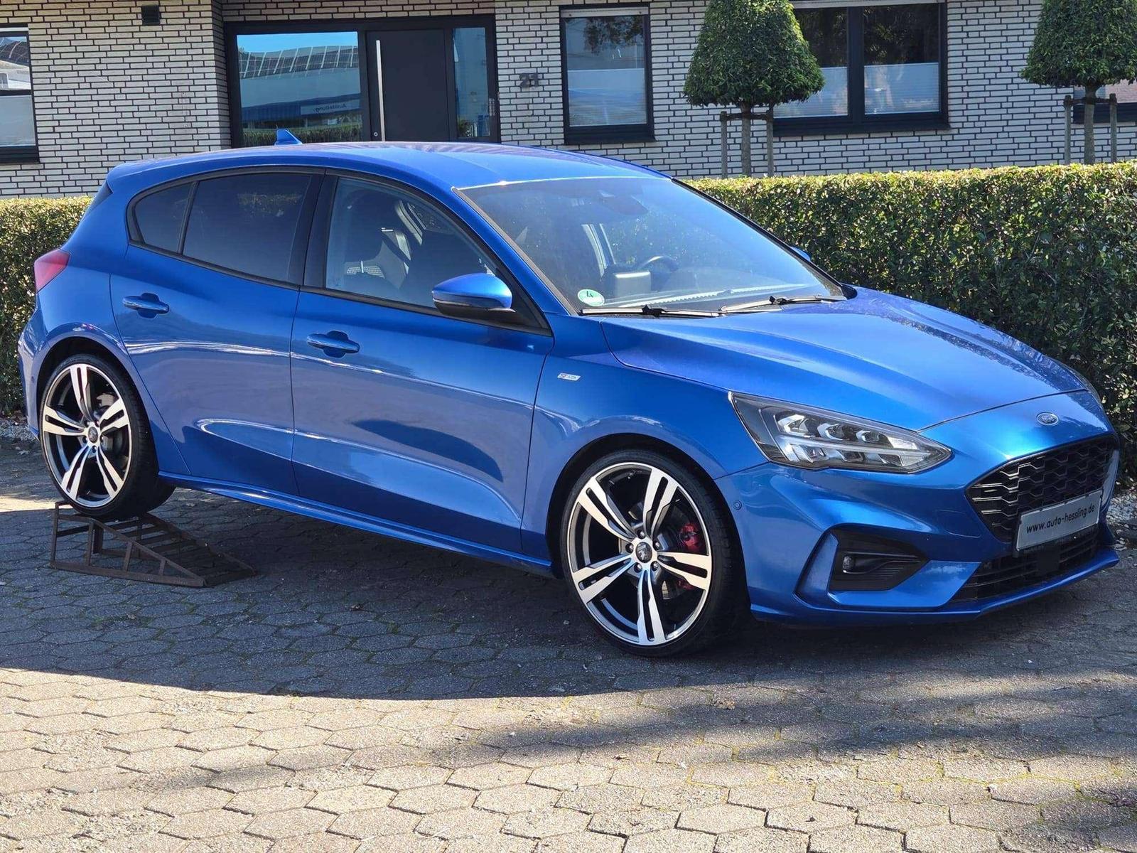 Ford Focus ST-Line X Automatik Kamera Carplay Navi LE