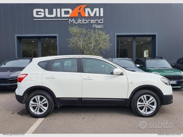 Nissan NISSAN Qashqai 1.6 dCi Acenta 4X4 GANCIO TRAINO