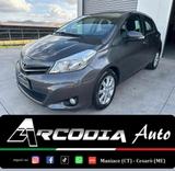 Toyota Yaris 1.4 D-4D 5 porte Lounge - Toyota Yaris mit Diesel-Antrieb: 1.4