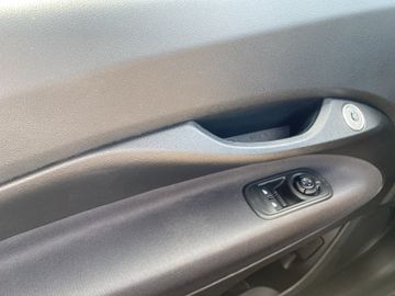Fiat 500 e Cabrio 42kWh Batterie Icon +LED+Navi+SHZ