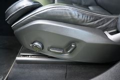 Fahrzeugabbildung Volvo XC90 D5 AWD*R-Design*STHZ*360°*LUFT*MIETKAUF