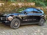 Porsche Cayenne 3.0 V6 Tiptronic - - Porsche Cayenne: V6