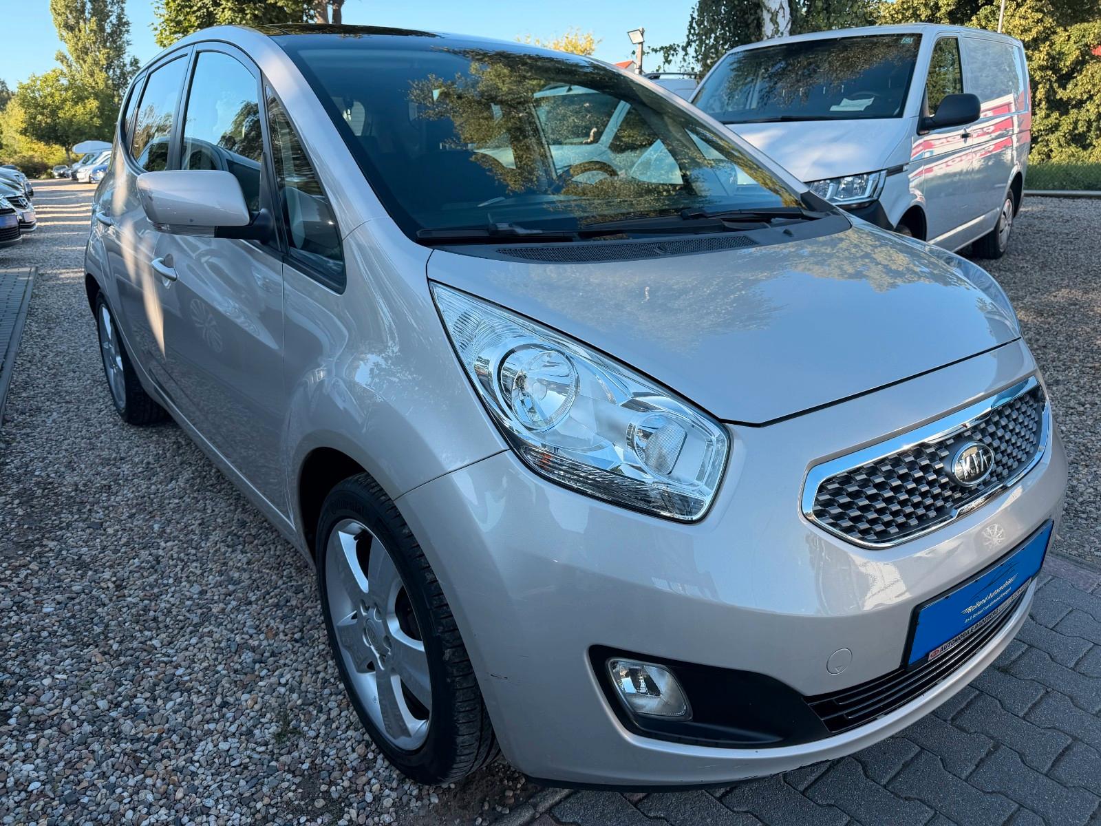 Kia Venga Black *2.HD*Klima*SHZ*Pano*PDC*TÜV NEU