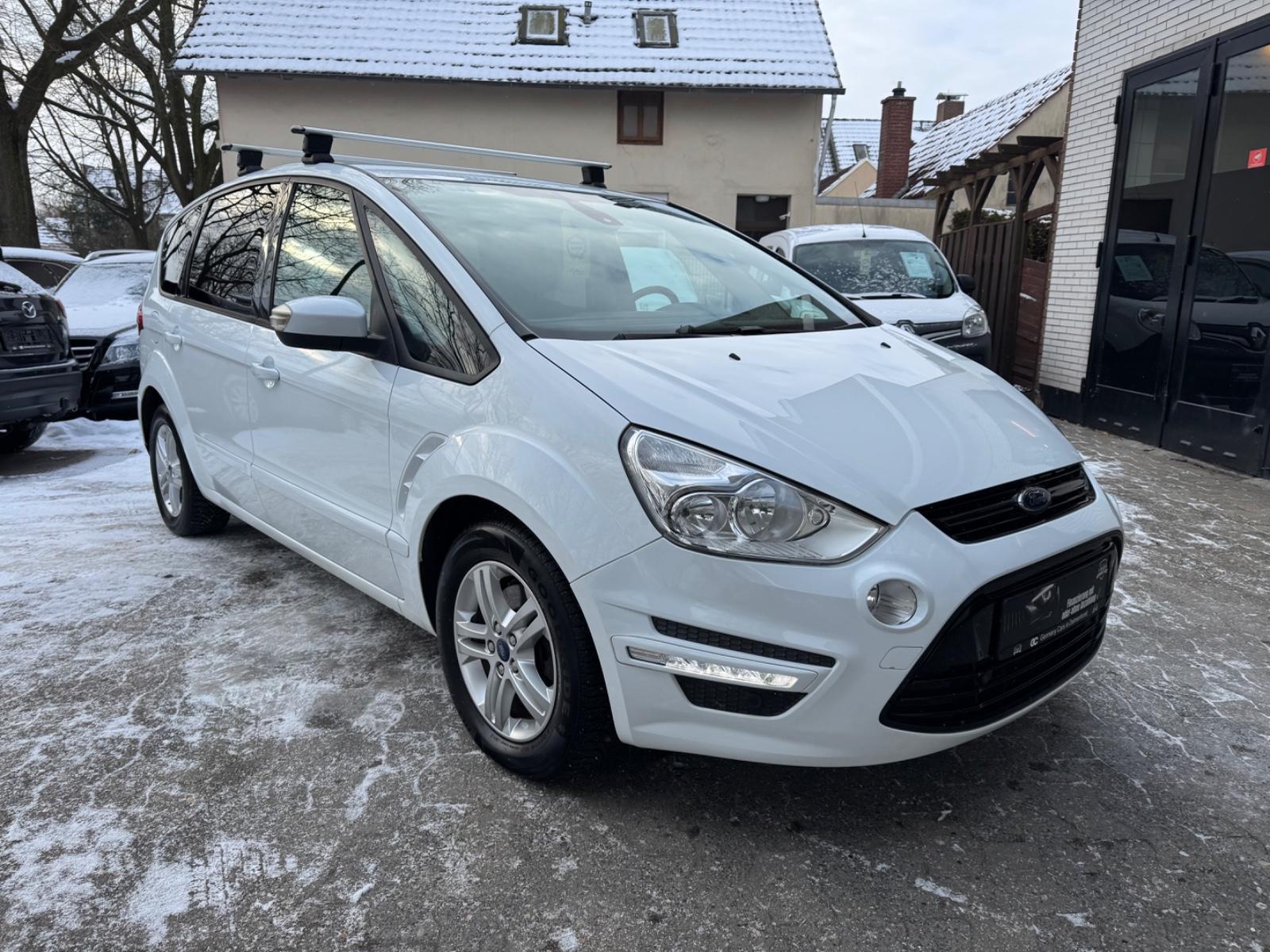 Ford S-MAX 2.0 D Edition Automatik+Navi+Ahk+7-Sitzer.