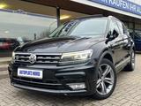 Volkswagen Tiguan Highline R-LINE 4Motion*Pano*1.Hand*AHK* - Volkswagen Tiguan mit Diesel-Antrieb: Vollleder, Beheizbares Lenkrad, Automatik