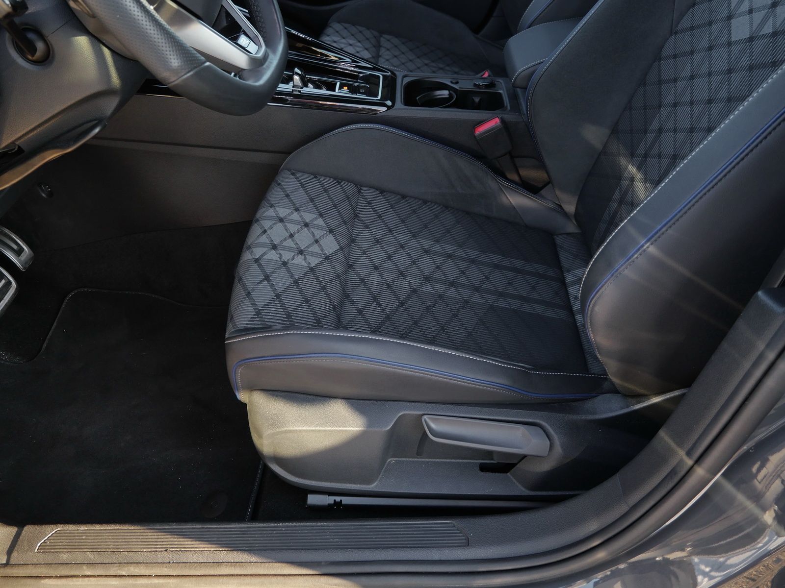 Volkswagen Golf - Bild 20