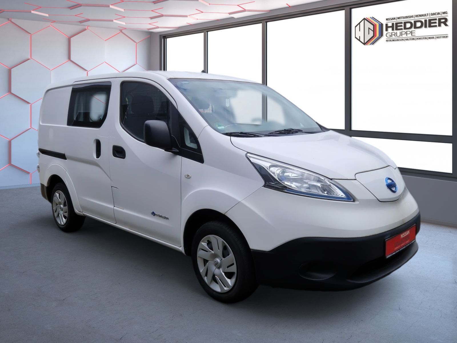 Fahrzeugabbildung Nissan e-NV200 Kasten Comfort Verglasung 40 kw/h *Inves