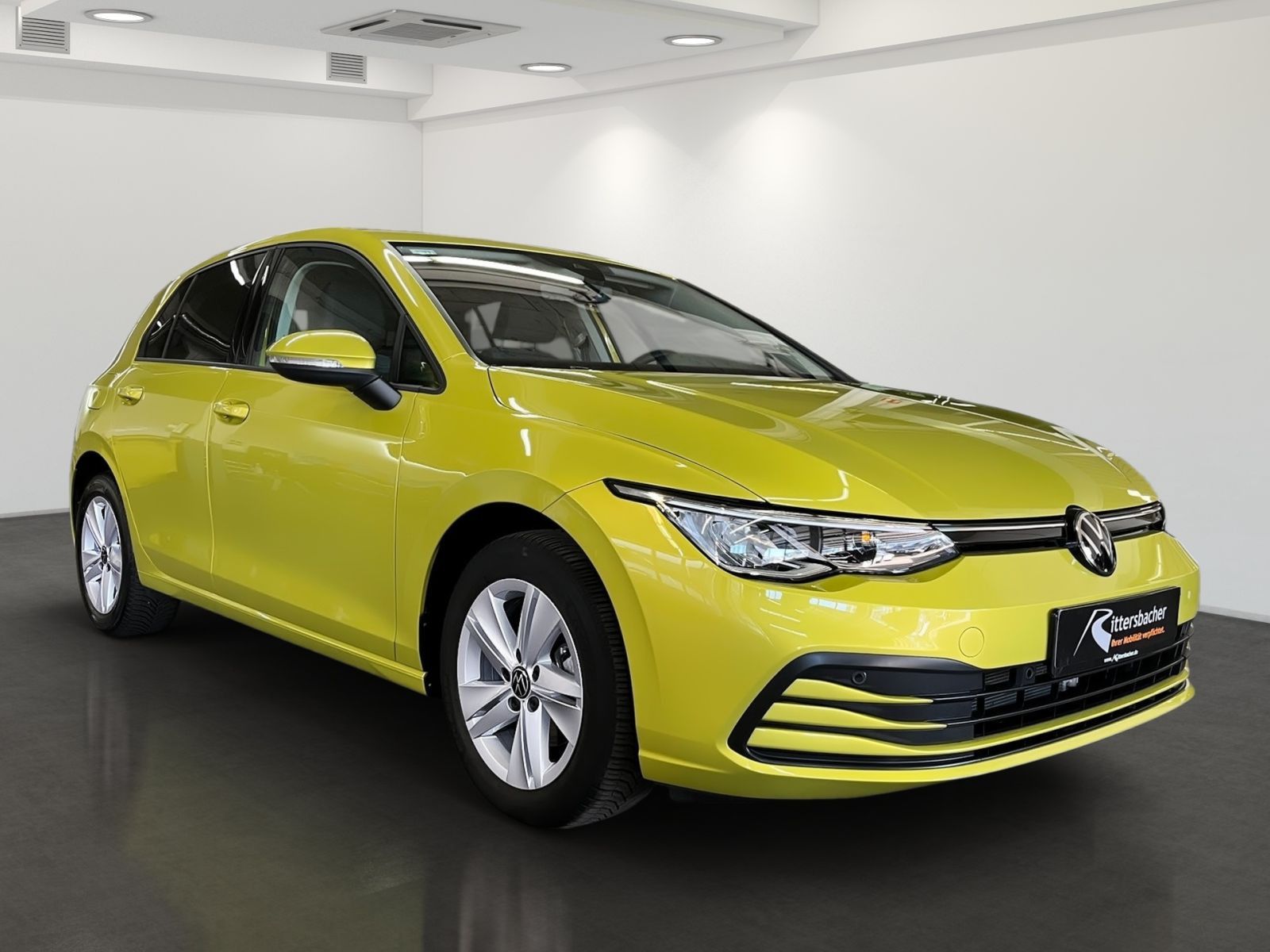 Volkswagen Golf VIII Life 1,0 eTSI DSG BusiPremiumPaket Nav foto 3