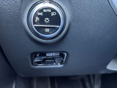 Fahrzeugabbildung Mercedes-Benz C200d T Avantgarde DISTRONIC LED NIGHT BURMESTER