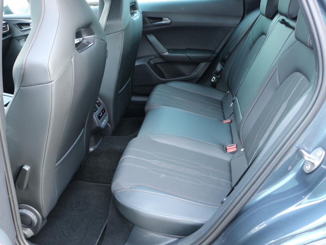 Fahrzeugabbildung CUPRA Formentor VZ 1.4 e-Hybrid DSG