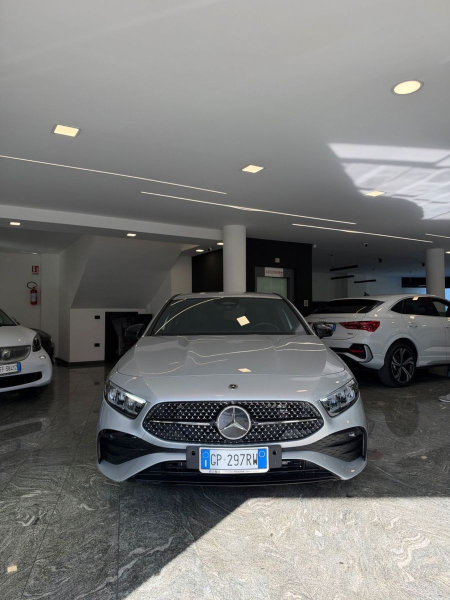 Other Mercedes-benz A 200 d Automatic AMG Line Advance imagem 3