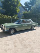 Mercedes-Benz Mercedes W114 280E Oldtimer - gebrauchte Mercedes-Benz 280 aus dem Jahr 1972