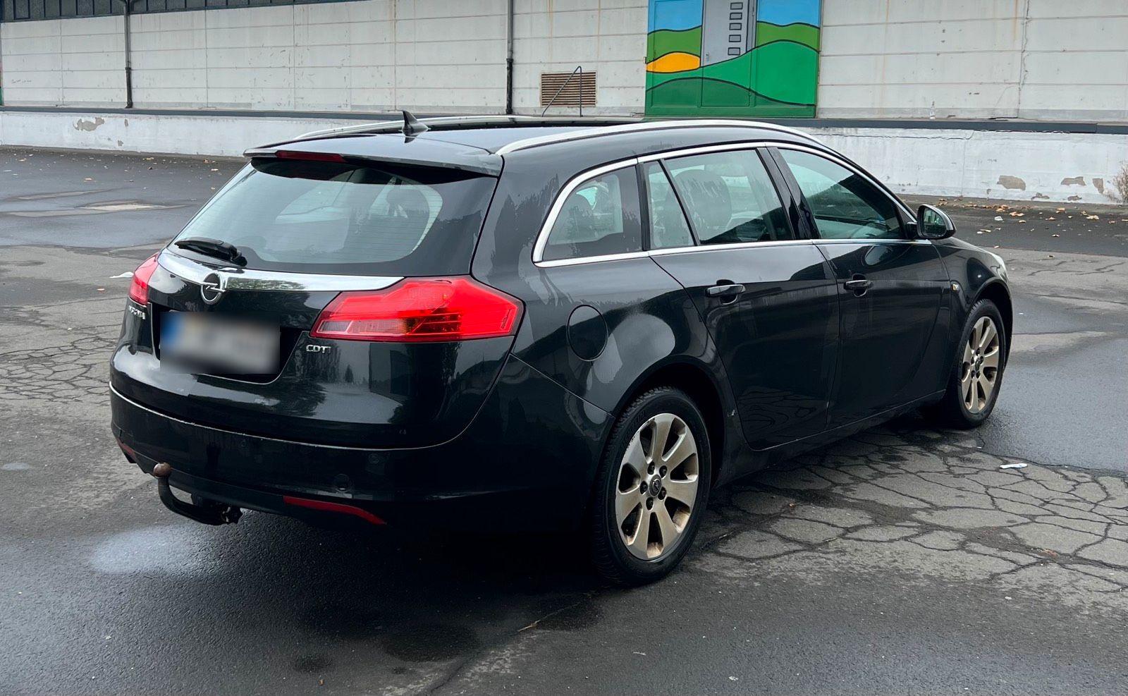 Opel Insignia 2010 — photo 7