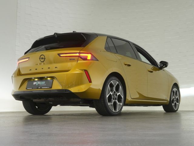 Astra L LIM PHEV ULTIMATE PAKET AT+AHK+NAVI+360
