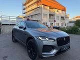 Jaguar F-PACE R-Dynamic SE AWD *90th EDITION*PANORAMA* - Jaguar in Stuttgart