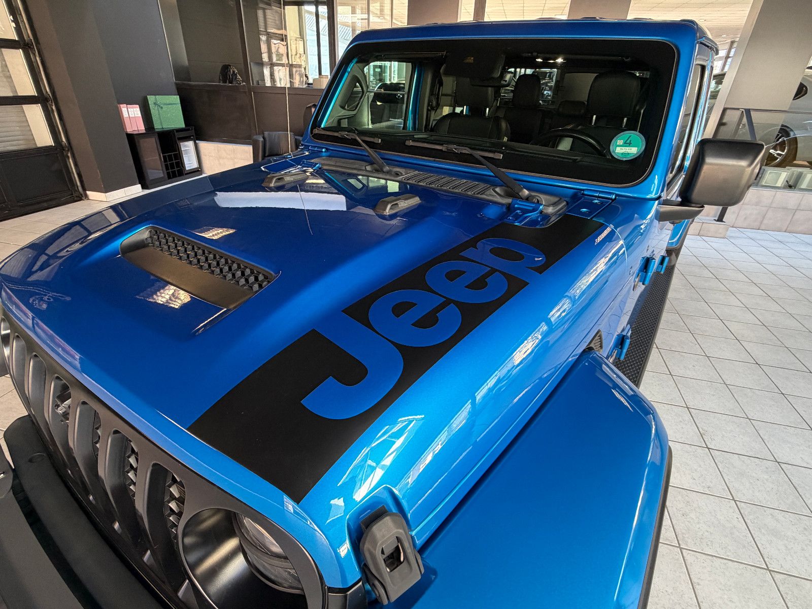 Fahrzeugabbildung Jeep Gladiator Launch Edition 4WD/KAMERA/LEDER/LED/EX