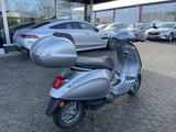 Piaggio Vespa Elettrica 70 LED/WENIG KM - Offers
