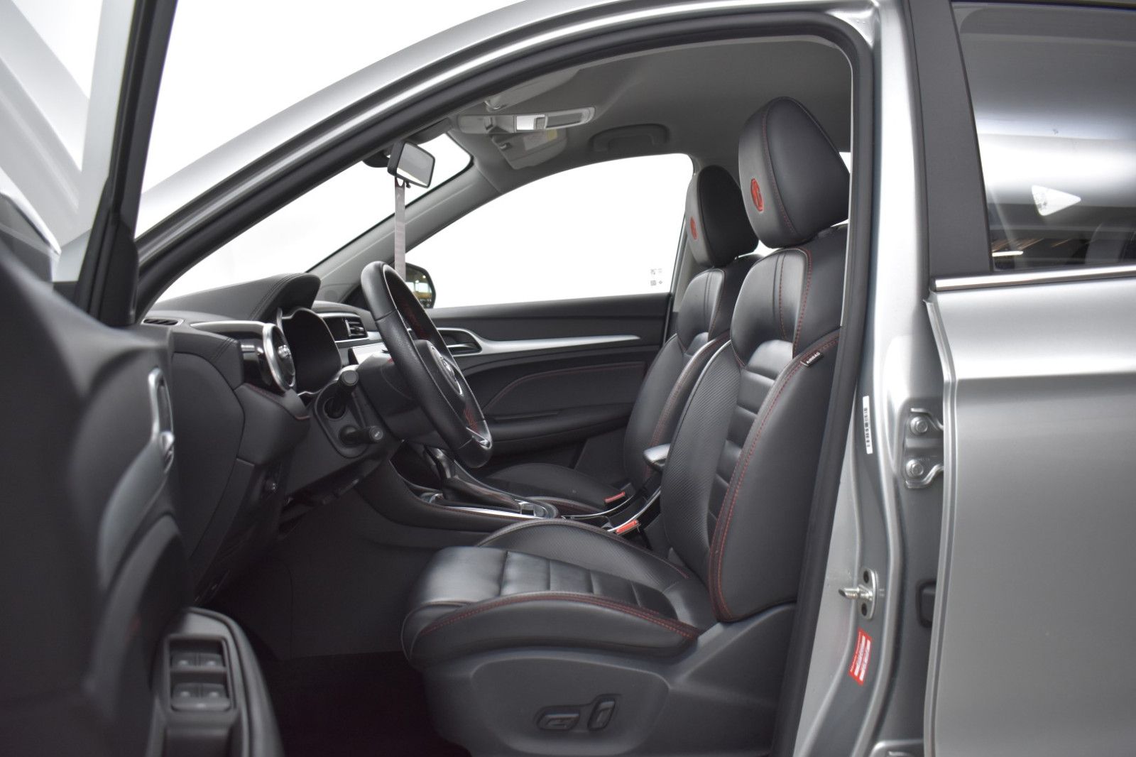 MG ZS 1.0 Aut. Comf NAVI+LEDER+LED+SHZ+DAB+360° - Image 11