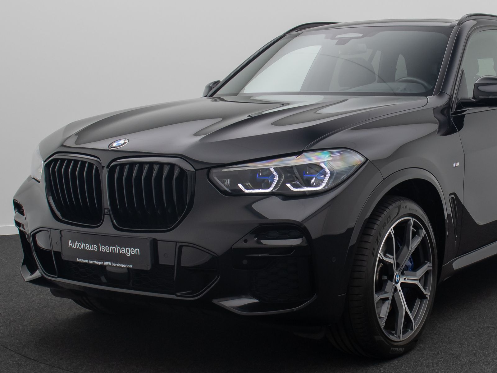 Fahrzeugabbildung BMW X5 xD40d M Sport Panorama DAB Laser 360°HUD 21Zl