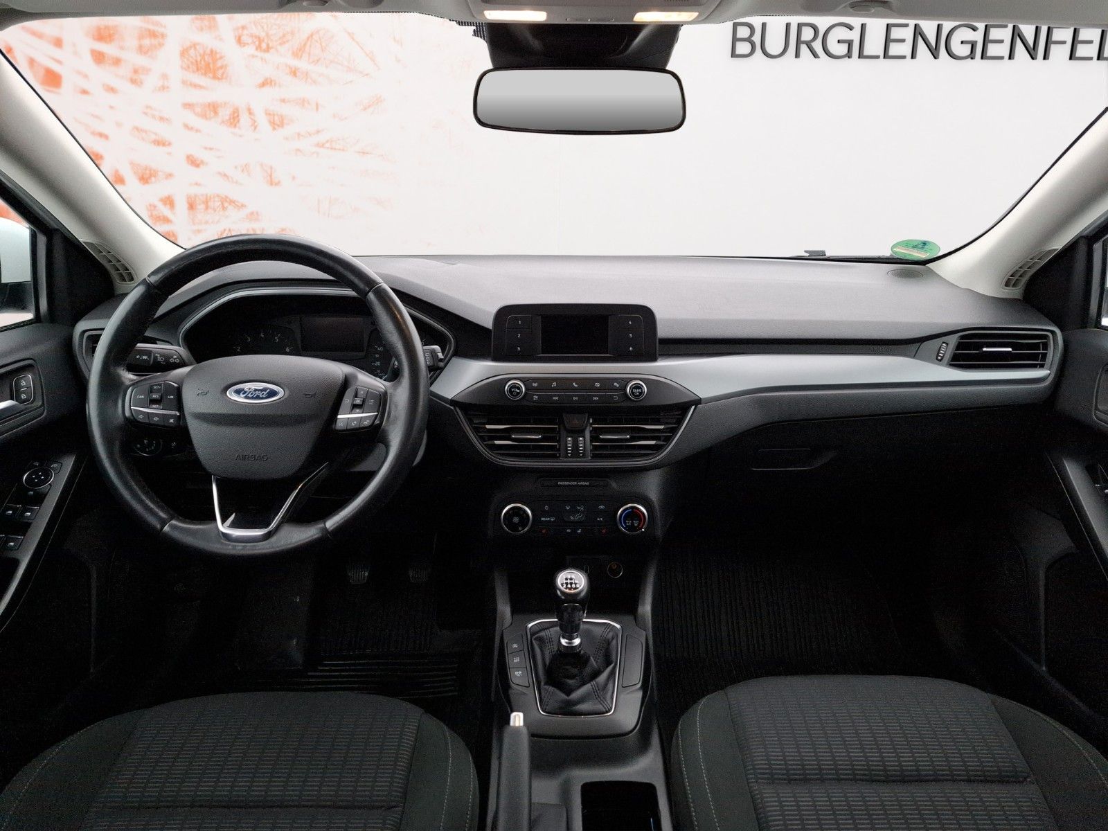 Fahrzeugabbildung Ford Focus Turnier Trend ! LRH ! beh. WSS !