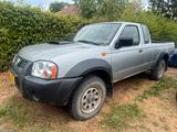 Nissan Navara NP300 Pick-up Double Cab 4X4 TüvNEU Klima - gebrauchte Nissan Navara aus dem Jahr 2010