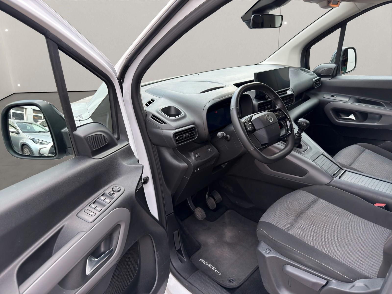 Toyota Proace City Verso L1 Team D 15 j. Garantie