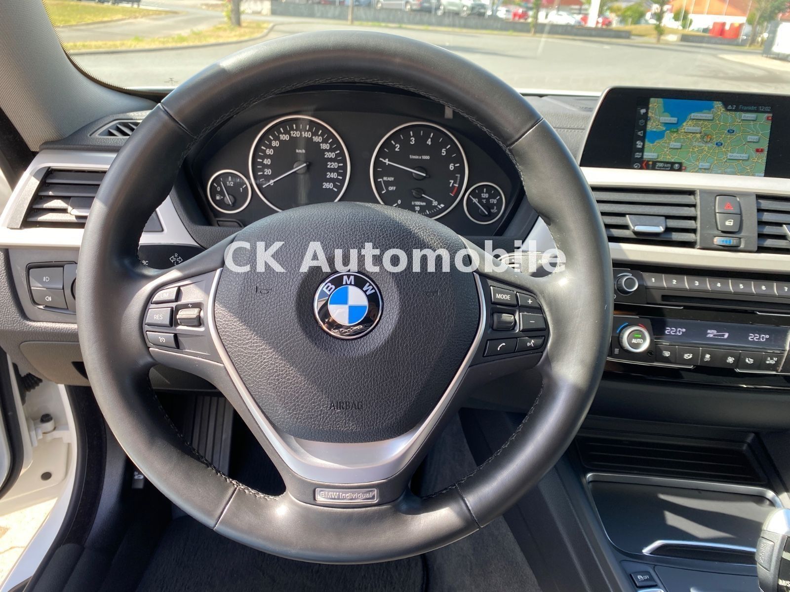 Fahrzeugabbildung BMW 420i xDrive Gran Coupe Advantage/Navi/LED/Kamera