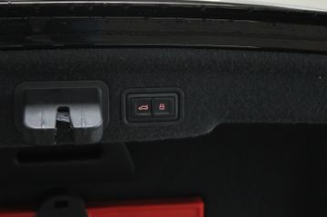 Audi A8 - 12