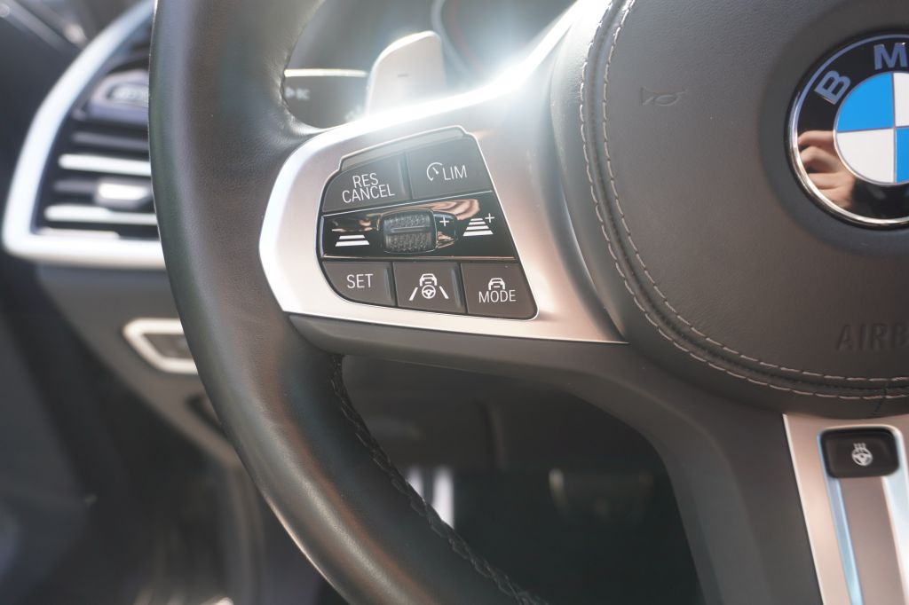 BMW X5 — fotografia 2