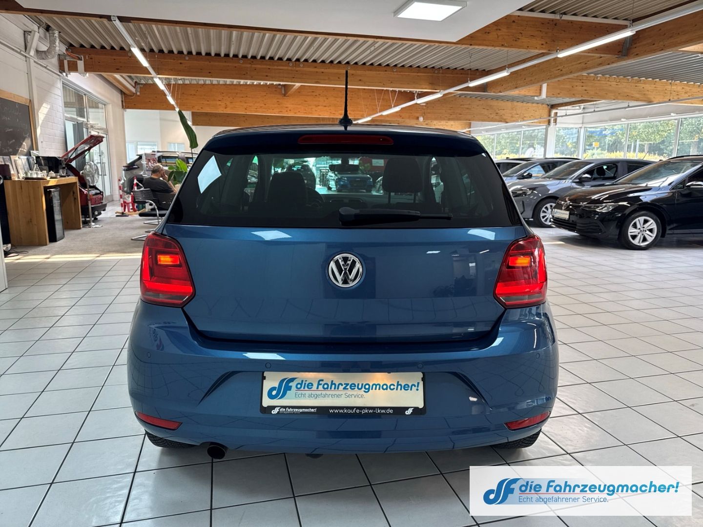 Fahrzeugabbildung Volkswagen Polo V Lounge BMT Start-Stopp AHK-abnehmbar Navi