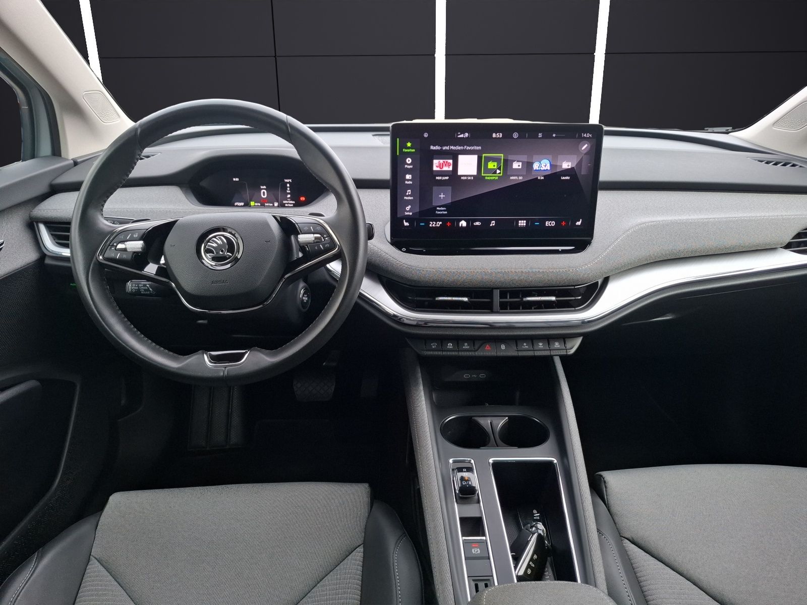 Fahrzeugabbildung SKODA Enyaq 60 Loft Matrix Navi ACC WP RFK SH 19"