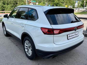 Volkswagen Touareg - 7