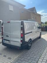 Renault Trafic - silberne Renault Trafic