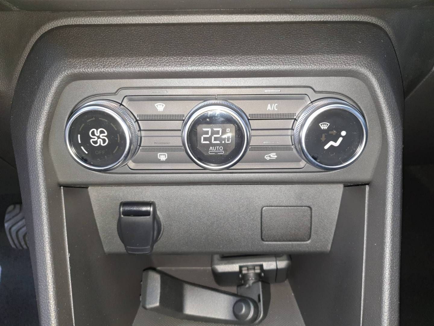 Fahrzeugabbildung Dacia Sandero Comfort TCe 100 ECO-G