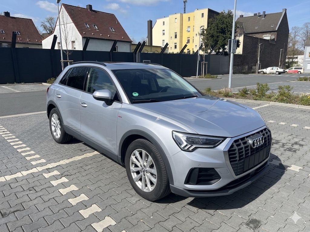 Image of Audi Q3