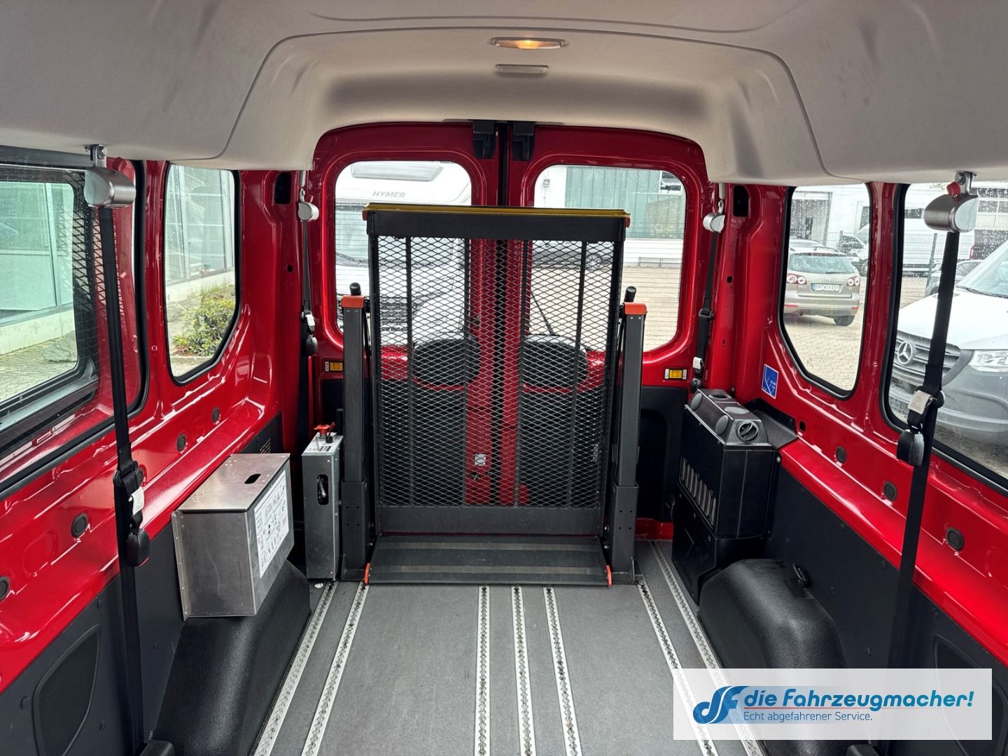Fahrzeugabbildung Ford Transit Kombi 350 L3 Trend Temp Klima *6030