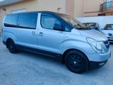 Hyundai H-1 PROLUNGATO 8 POSTI - gebrauchte Hyundai H-1 aus dem Jahr 2008