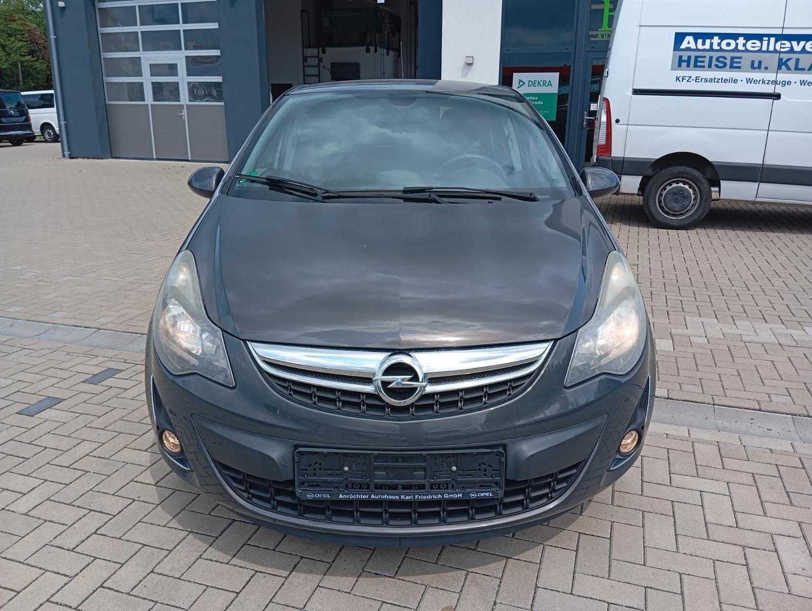 Opel Corsa 1.4 ,SZH,ALU,ALLWETR ,TEMPO.PDC