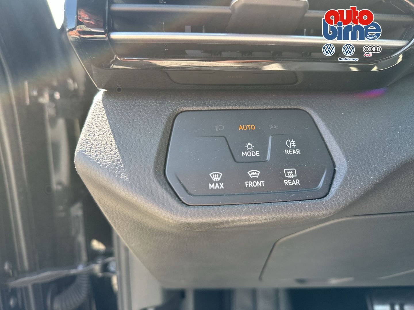 ID.5 Pro   128KW  AHK Navi LED ACC CarPlay Klima